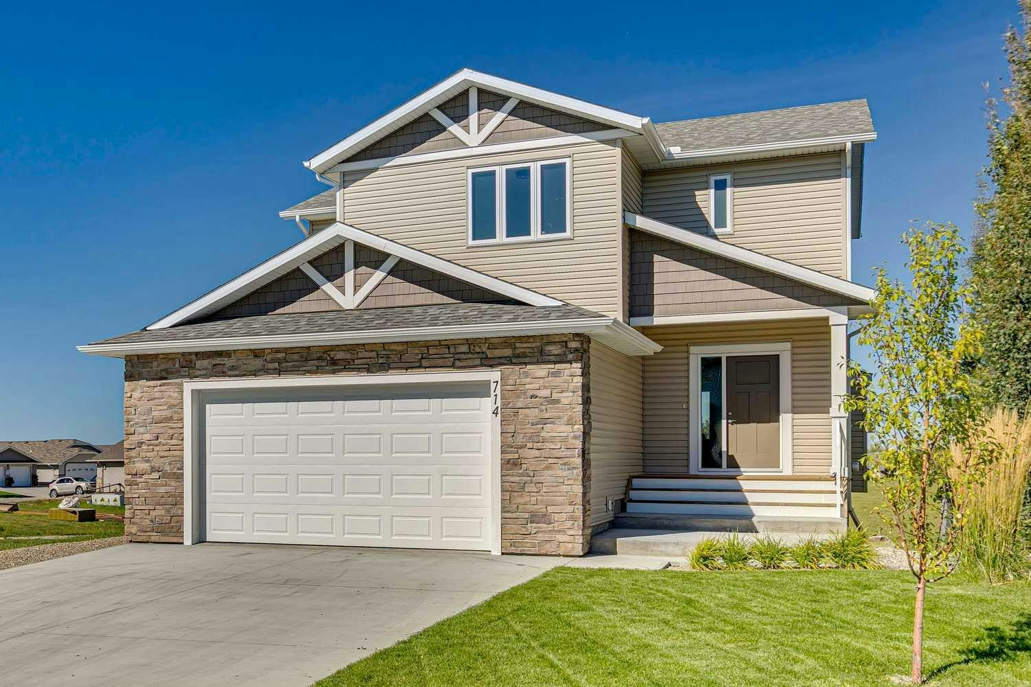 714 Fairways Drive, Vulcan, AB, T0L 2B0