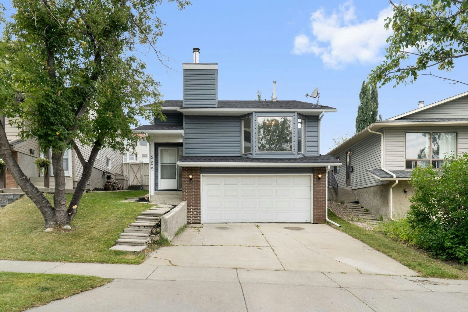 229 Macewan Glen Drive NW, Calgary, AB, T3K 2G5