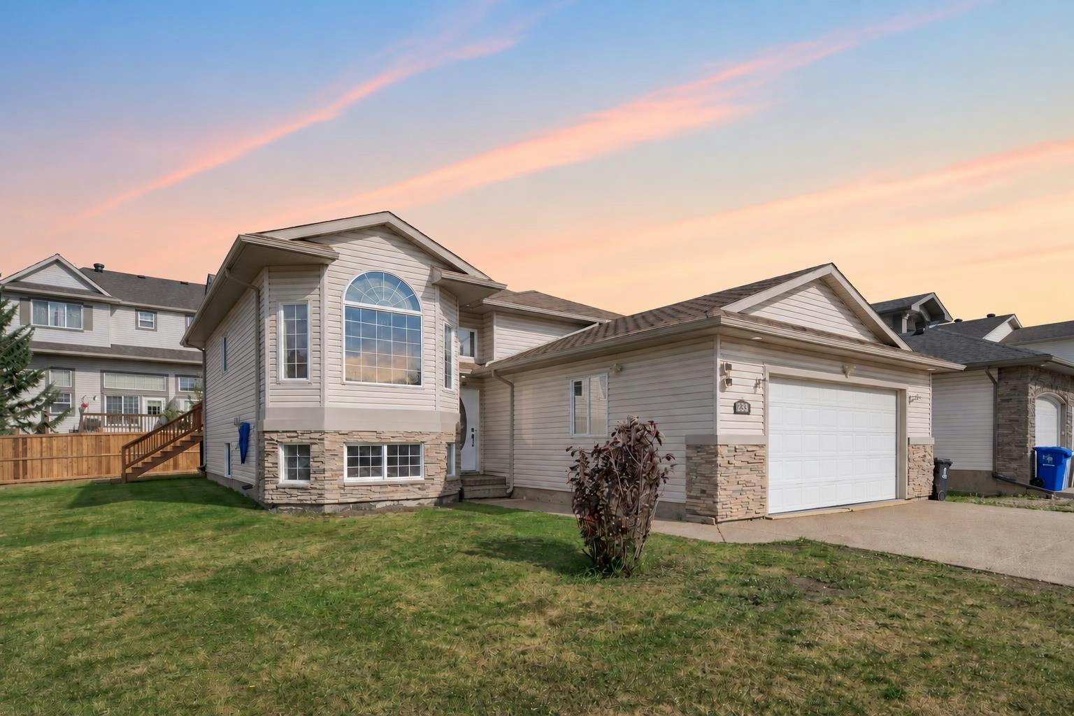233 Wilson Drive, Fort Mcmurray, AB, T9H 5R4