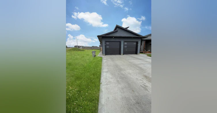 A-10205 126 Avenue, Grande Prairie, AB, T8V 6J3