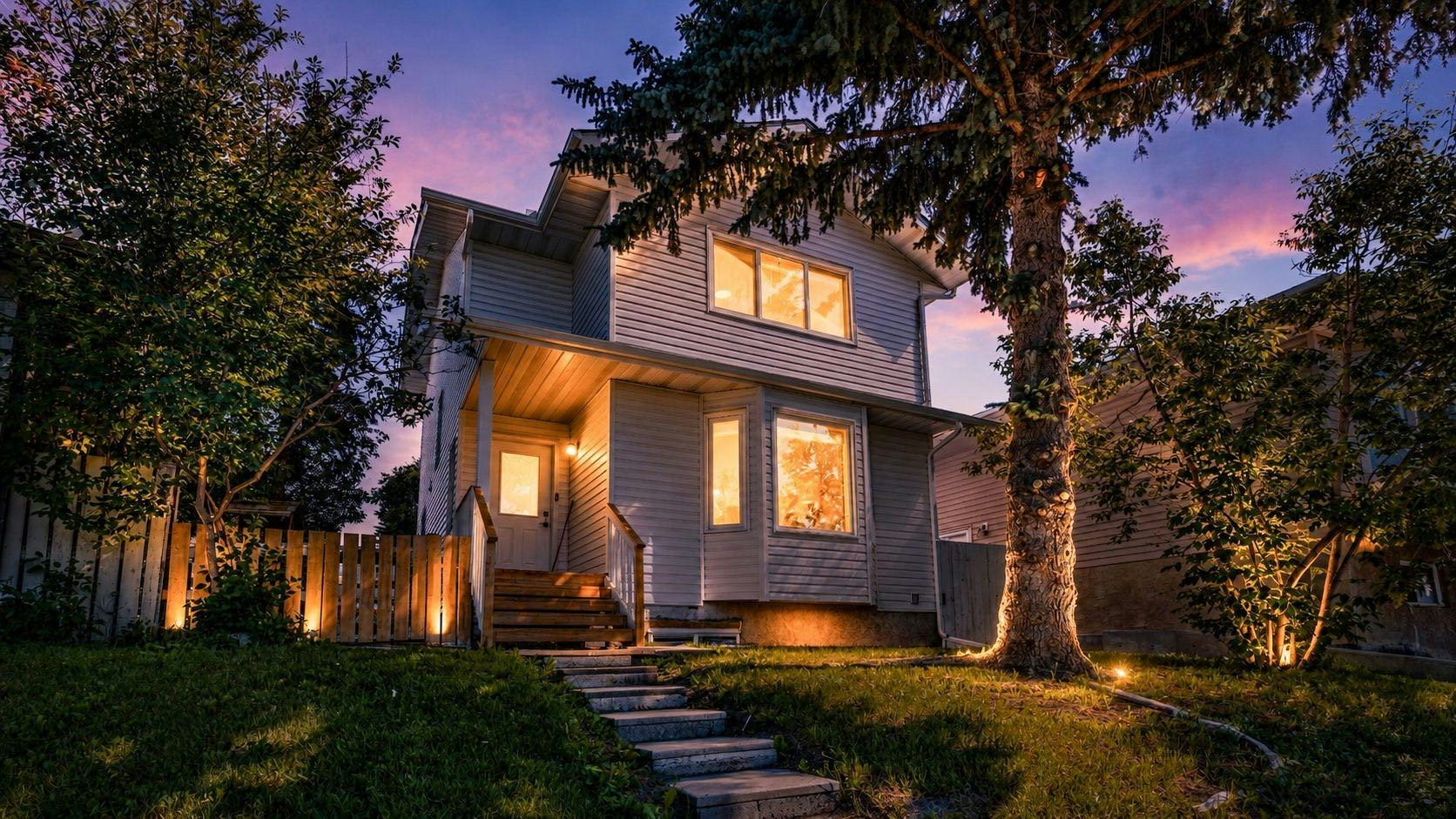15 Taraglen Court NE, Calgary, AB, T3J 2M6