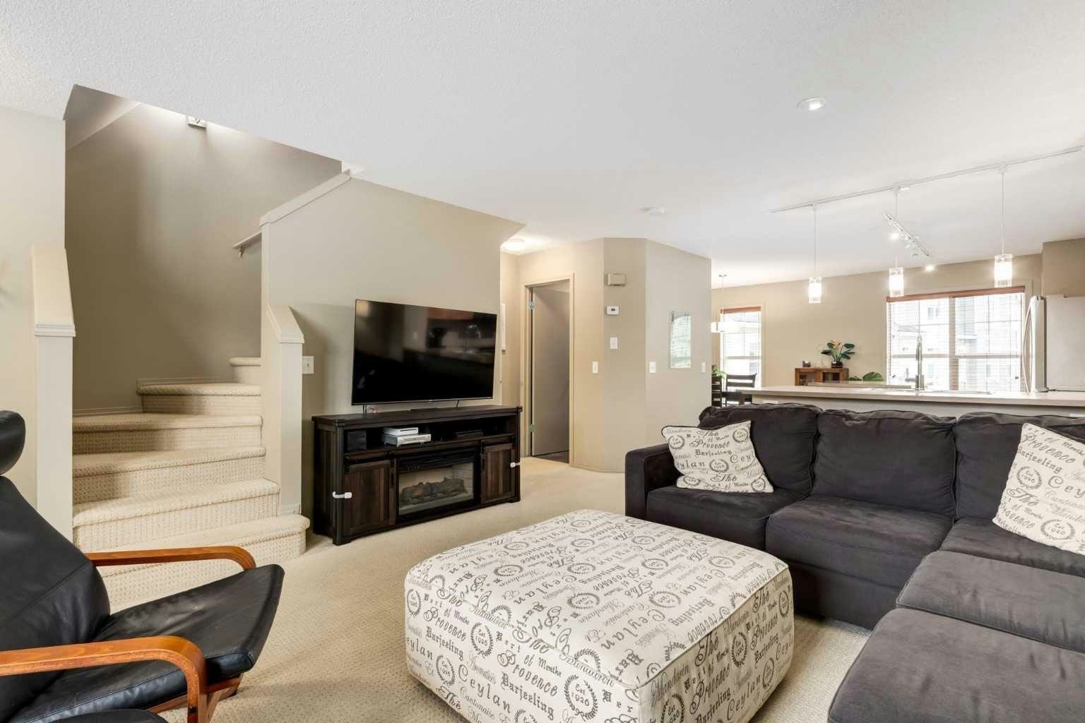 778 Tuscany Drive NW, Calgary, AB, T3L 3C4