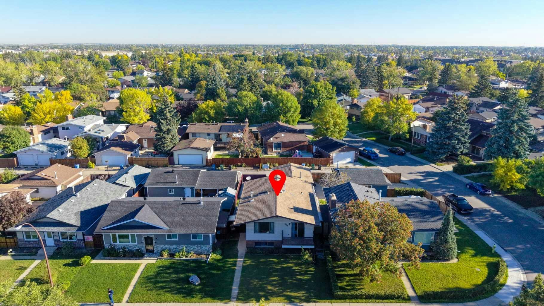 668 Whiteridge Road NE, Calgary, AB, T1Y 2Y8