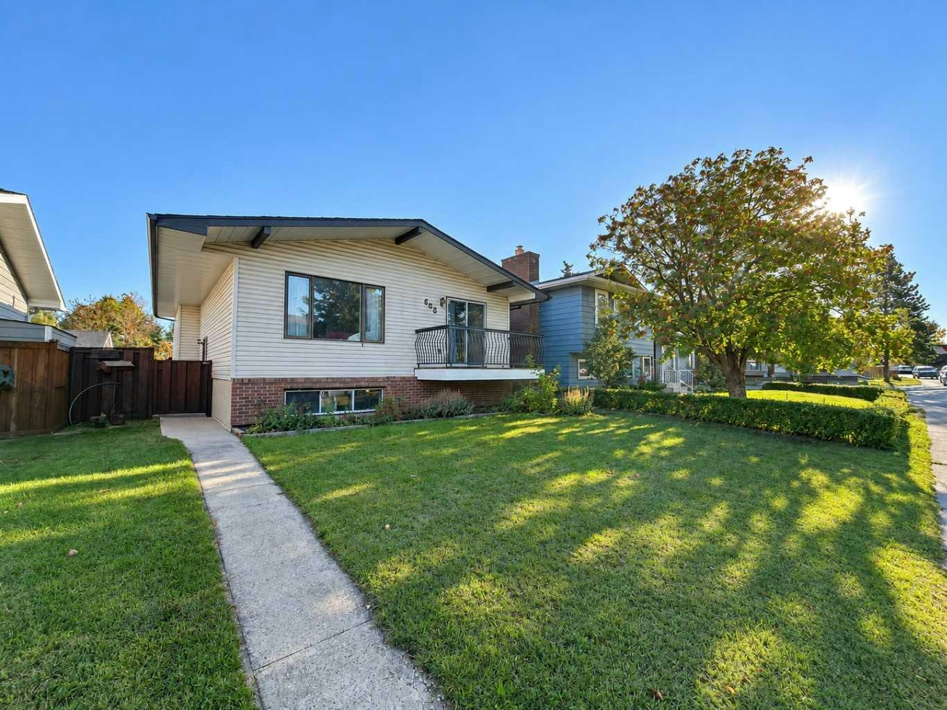 668 Whiteridge Road NE, Calgary, AB, T1Y 2Y8