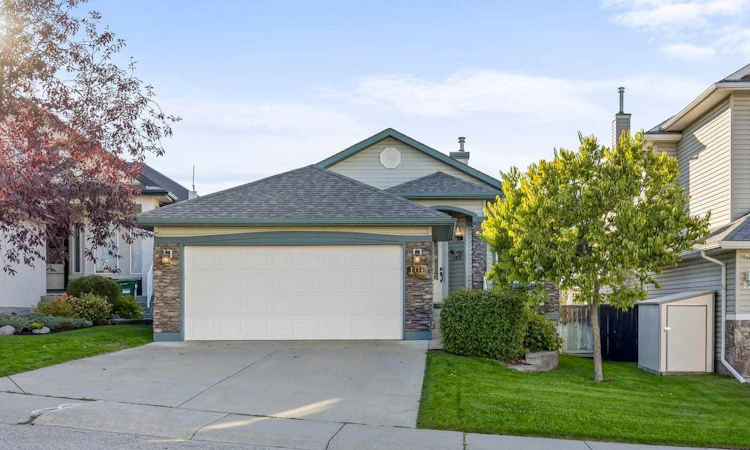 106 Arbour Ridge Close NW