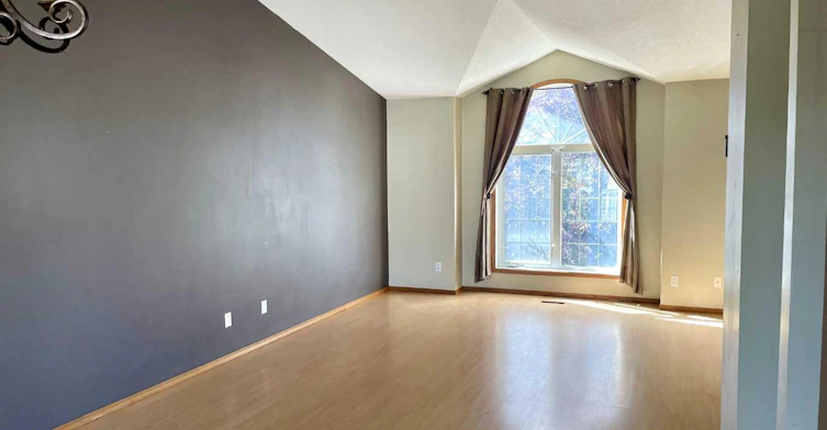 11 Chilcotin Crescent W, Lethbridge, AB, T1K 7G8 - 2