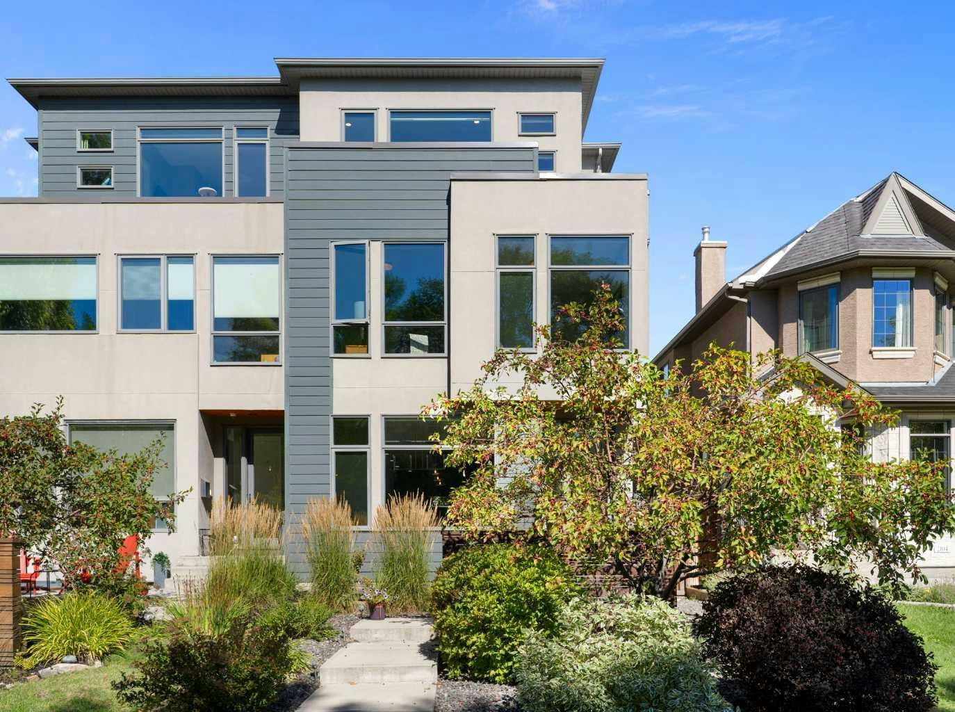 2106 27 Avenue SW, Calgary, AB, T2T 1H7