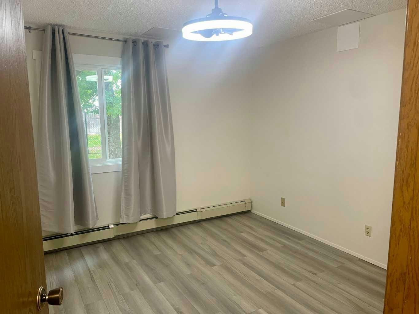 107-75 Temple Boulevard W, Lethbridge, AB, T1K 5M2 - 10