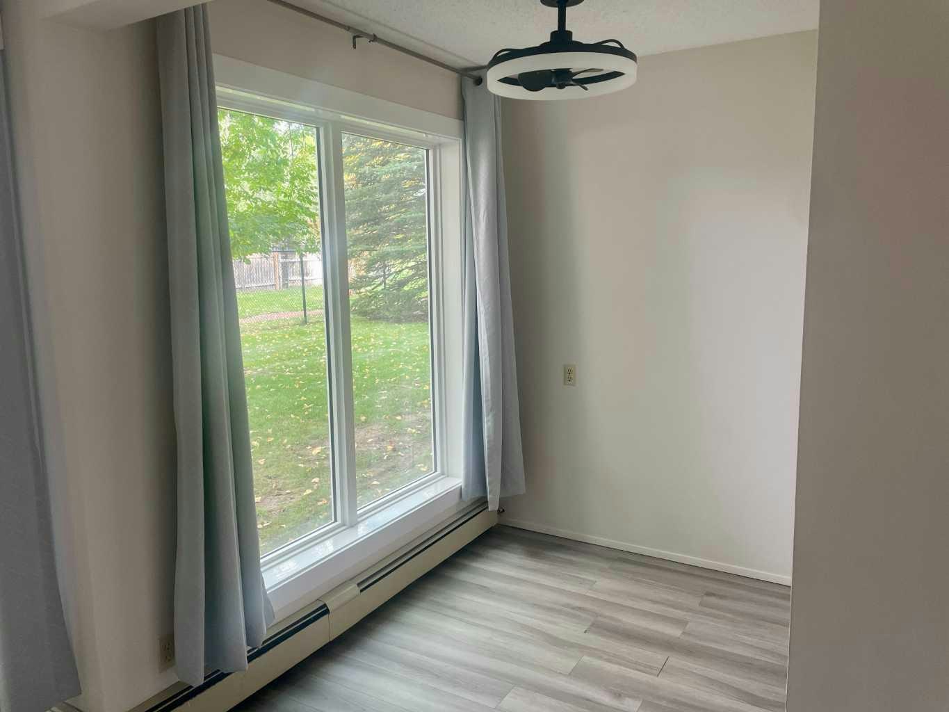 107-75 Temple Boulevard W, Lethbridge, AB, T1K 5M2 - 4