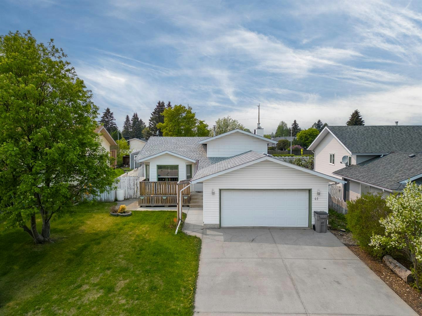41 Lyons Crescent, Whitecourt, AB, T7S 1B9