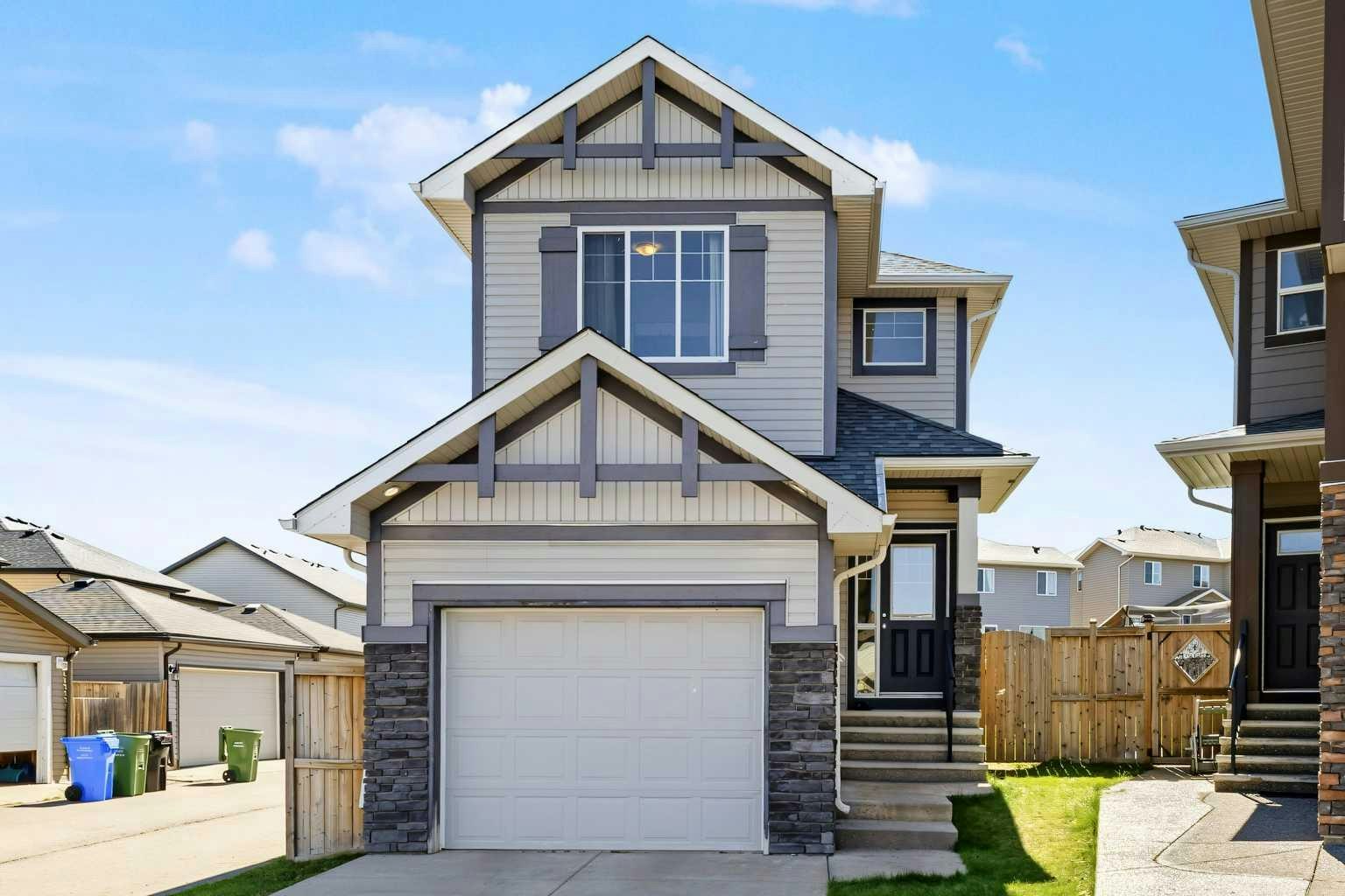 13 Panora View NW, Calgary, AB, T3K 0R8
