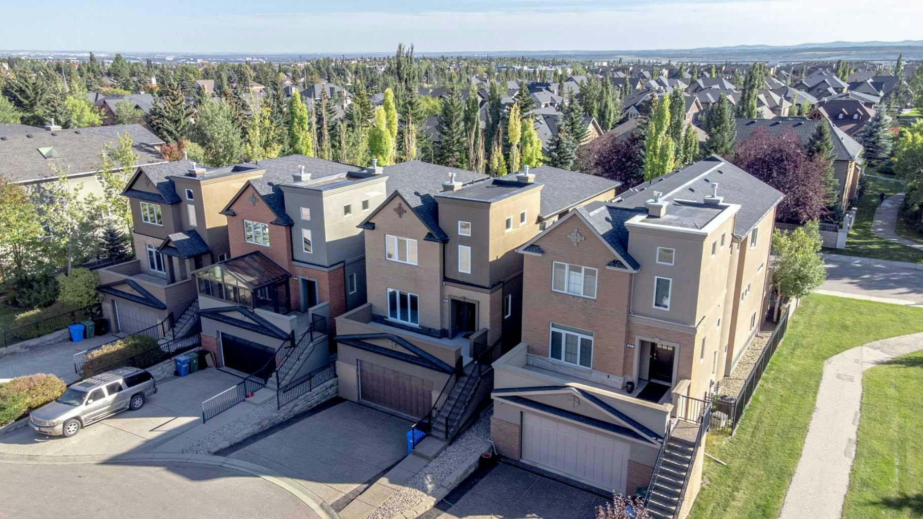 59 Aspen Meadows Green SW, Calgary, AB, T3H 5J9