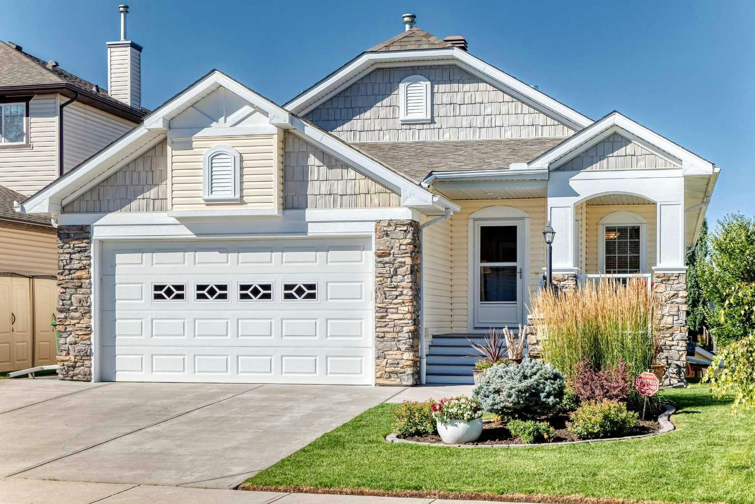 17 Cimarron Park Green, Okotoks, AB, T1S 2K2