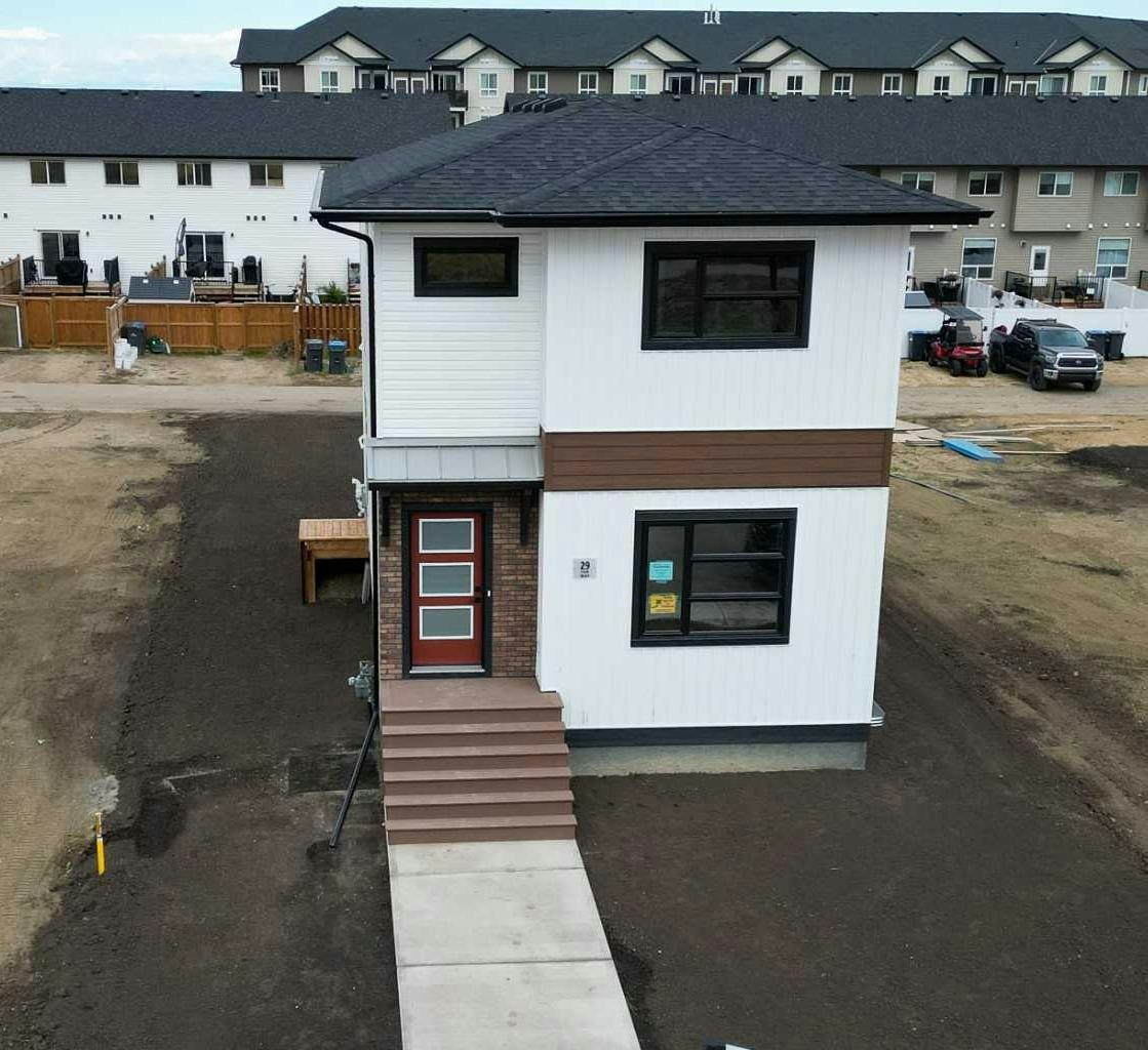 29 Ian Way, Red Deer County, AB, T4S 0W5