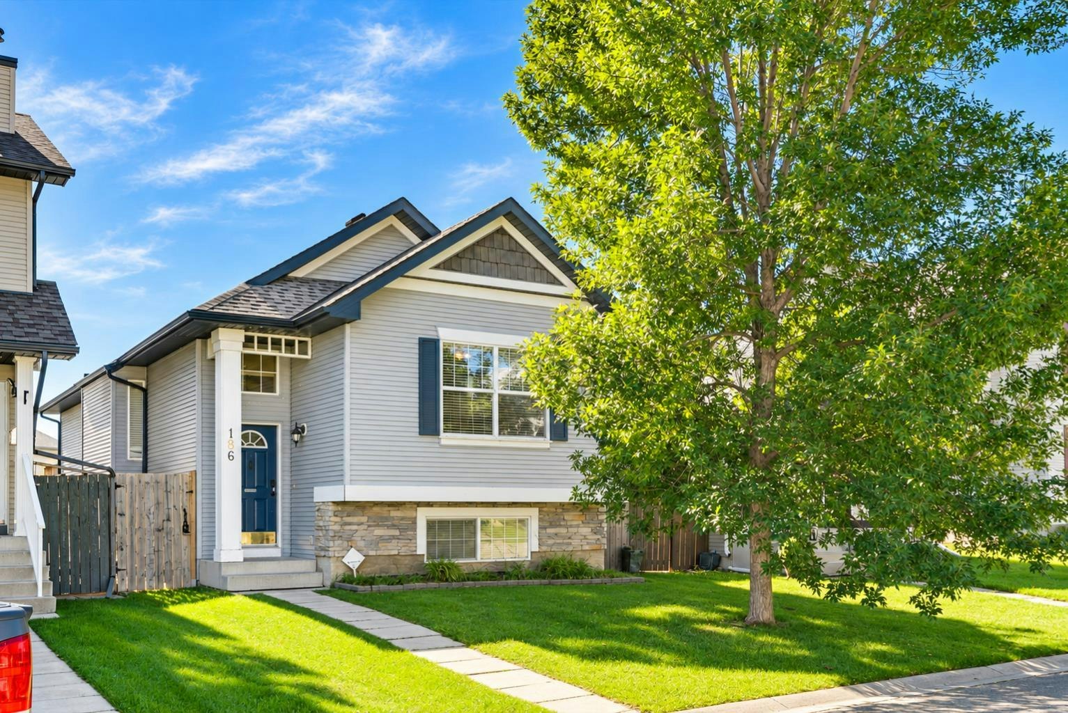 186 Cramond Close SE, Calgary, AB, T3M 1C2