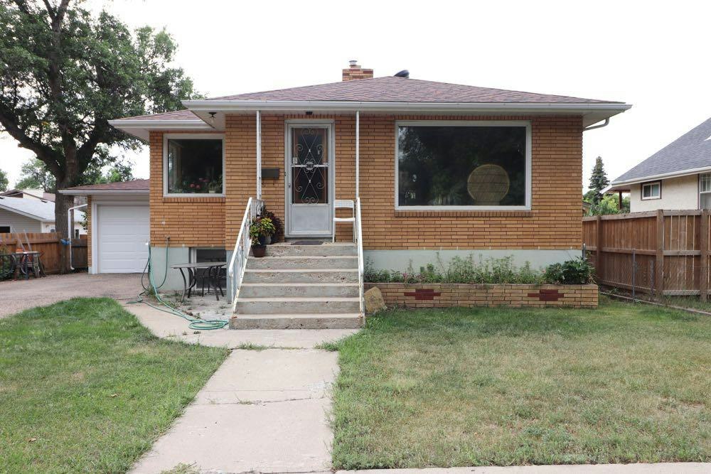 267 3 Street NW, Medicine Hat, AB, T1A 6K8