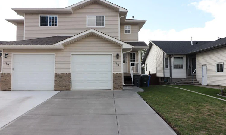 79 Vista Road SE