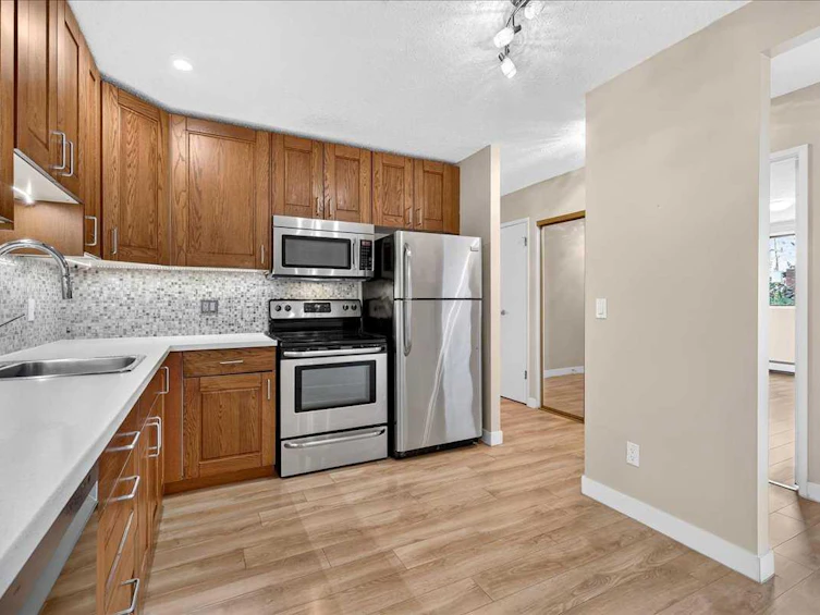 306-521 57 Avenue SW, Calgary, AB, T2V 4N5 - 9
