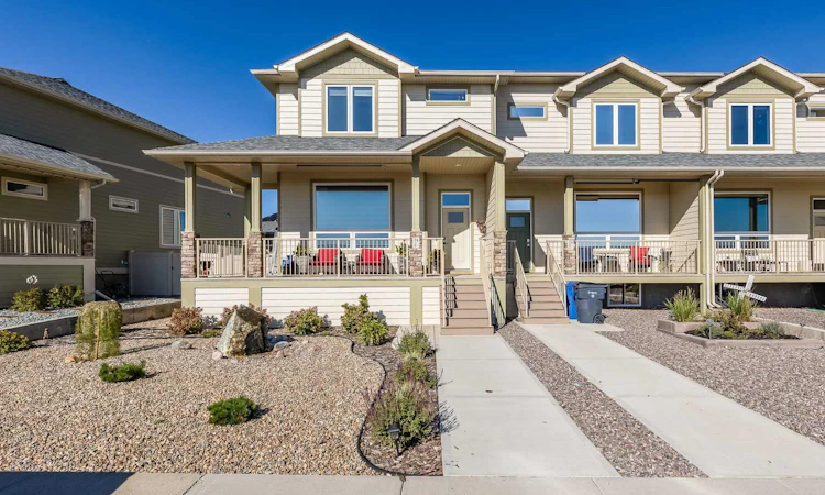 218 Ranchlands Boulevard NE