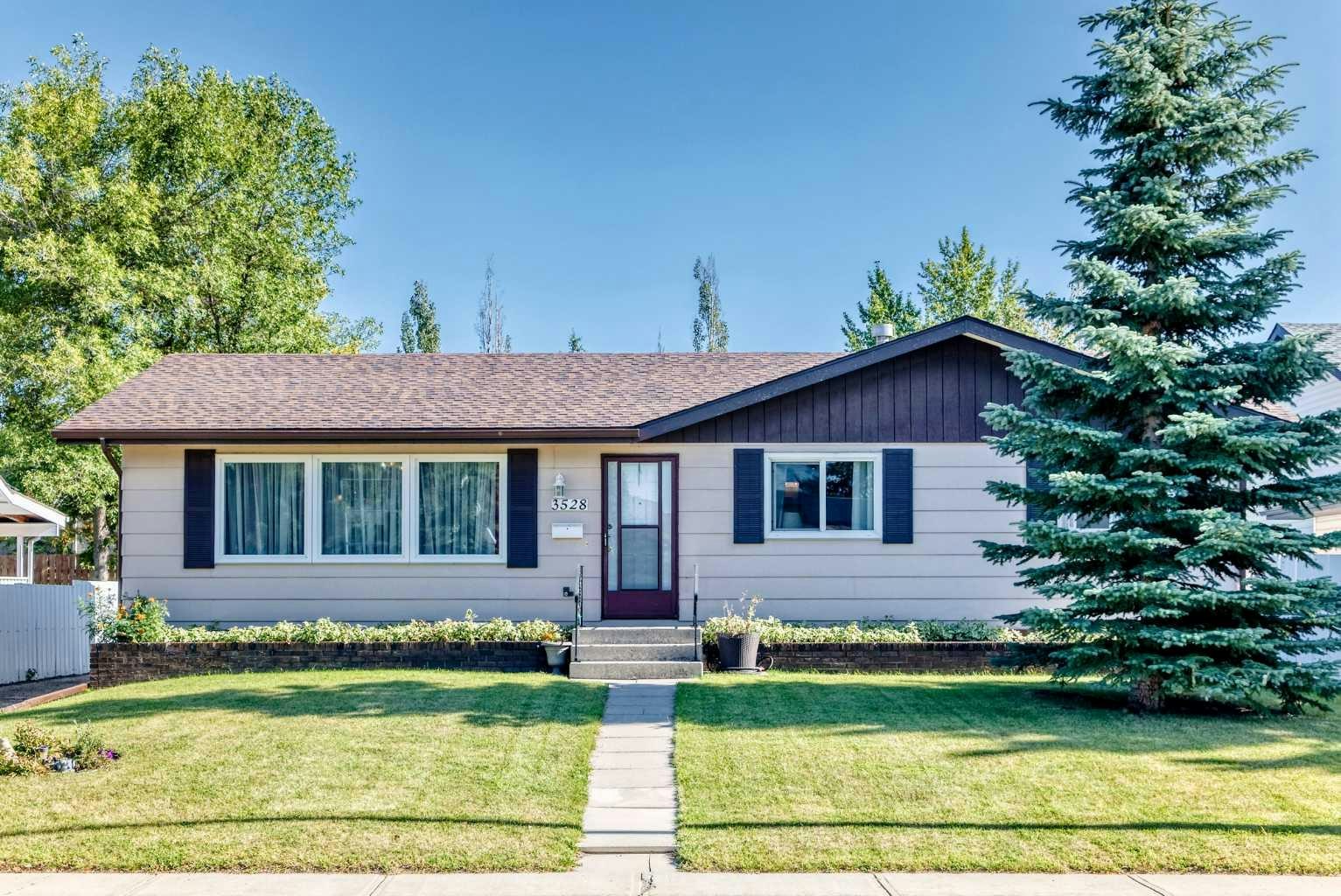3528 50 Avenue, Innisfail, AB, T4G 1J1