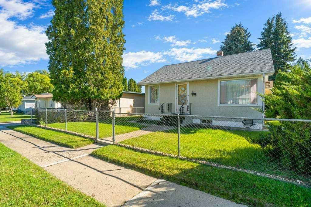 251 12 Street SE, Medicine Hat, AB, T1A 1V4