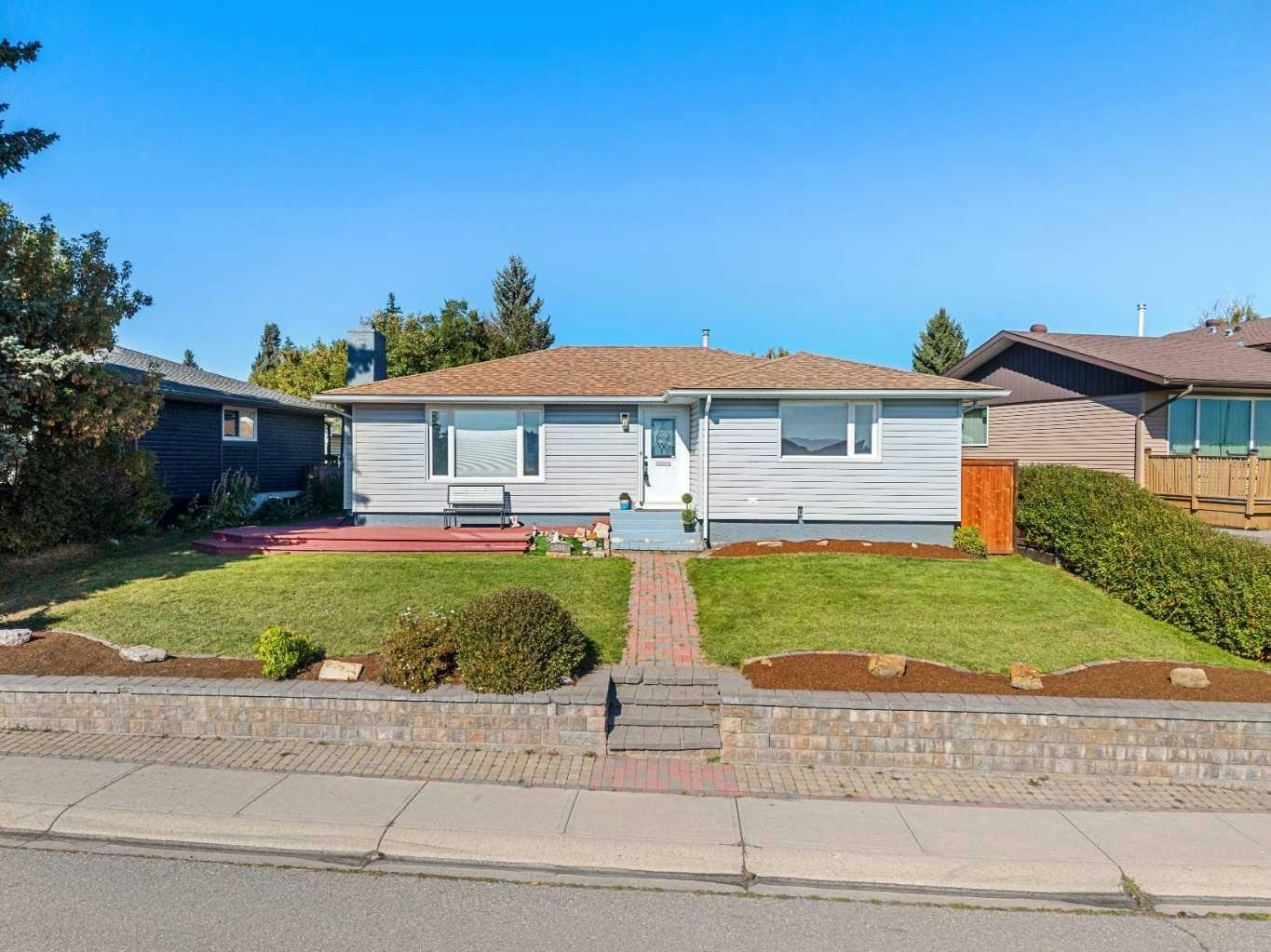 244 Cantrell Drive SW, Calgary, AB, T2W 2K6