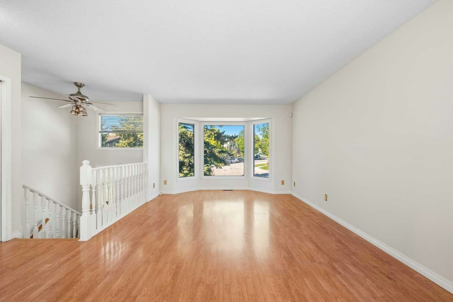 243 Millcrest Way SW, Calgary, AB, T2Y 2K7