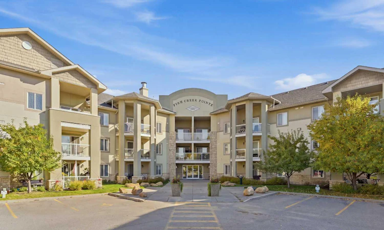 2208-2518 Fish Creek Boulevard SW
