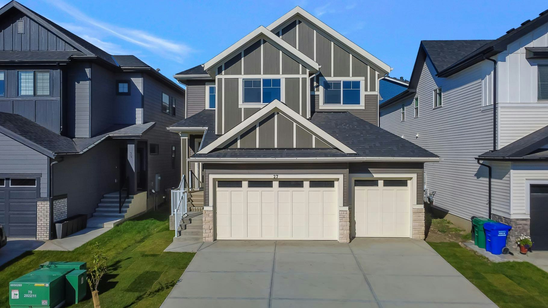 27 Heritage Close, Cochrane, AB, T4C 2G8
