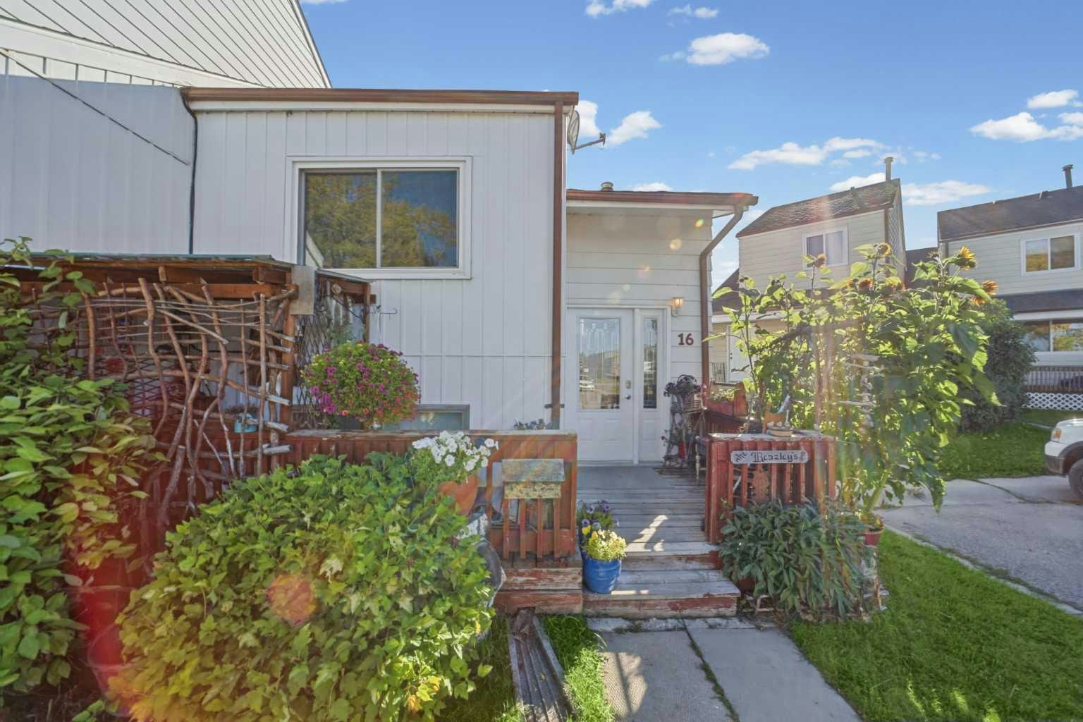 16 Princess Petra Avenue, Didsbury, AB, T0M 0W0