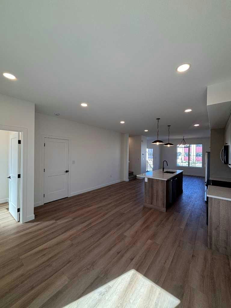2815 16 Avenue, Lethbridge, AB, T1M 0G9 - 2