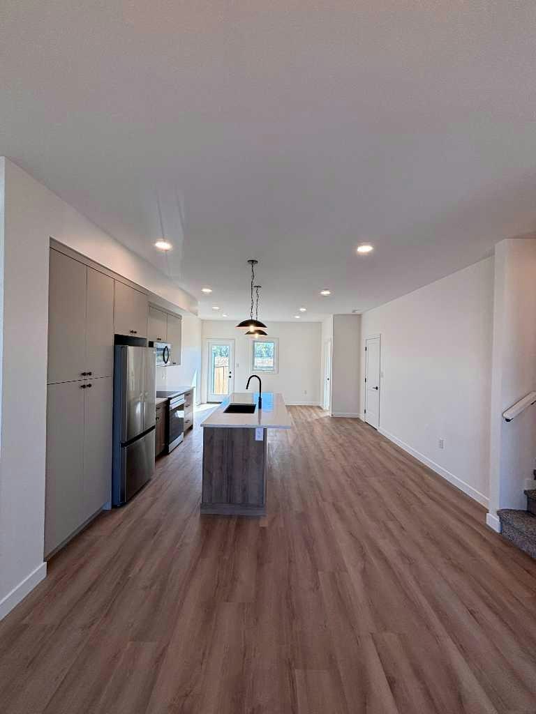 2815 16 Avenue, Lethbridge, AB, T1M 0G9 - 3