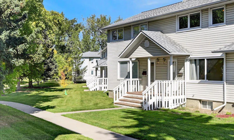 262 Killarney Glen Court SW
