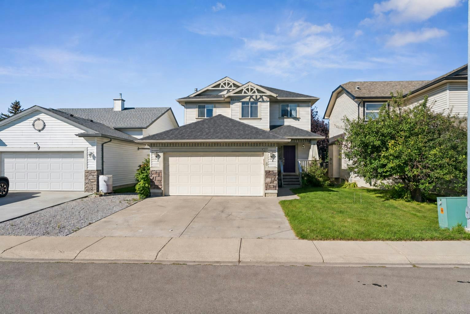 8 Fairways Place NW, Airdrie, AB, T4B 2R7