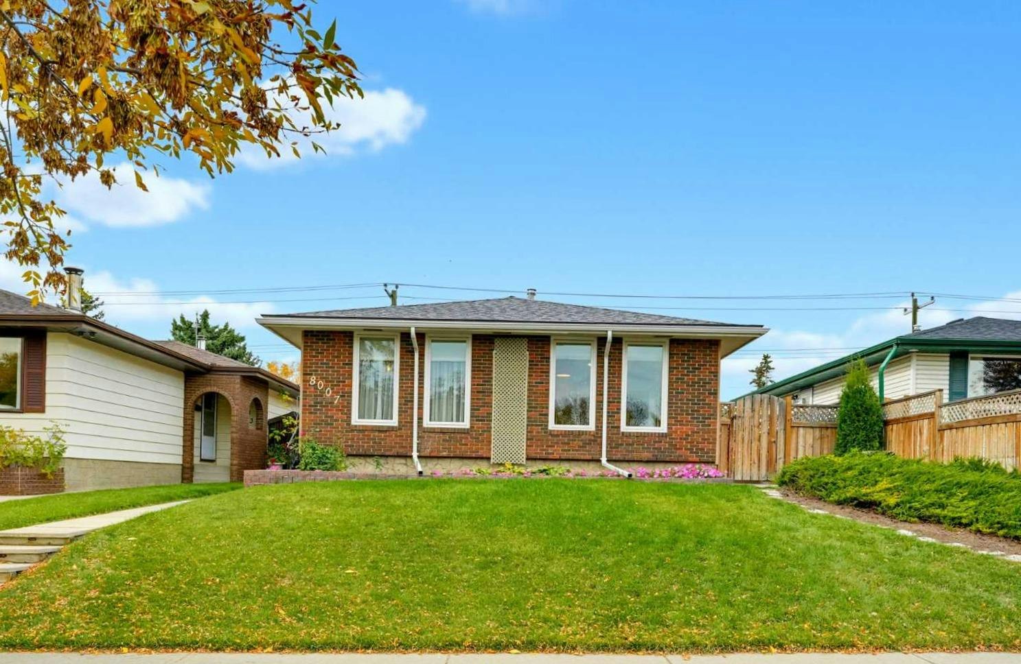 8007 Huntington Street NE, Calgary, AB, T2K 5B8
