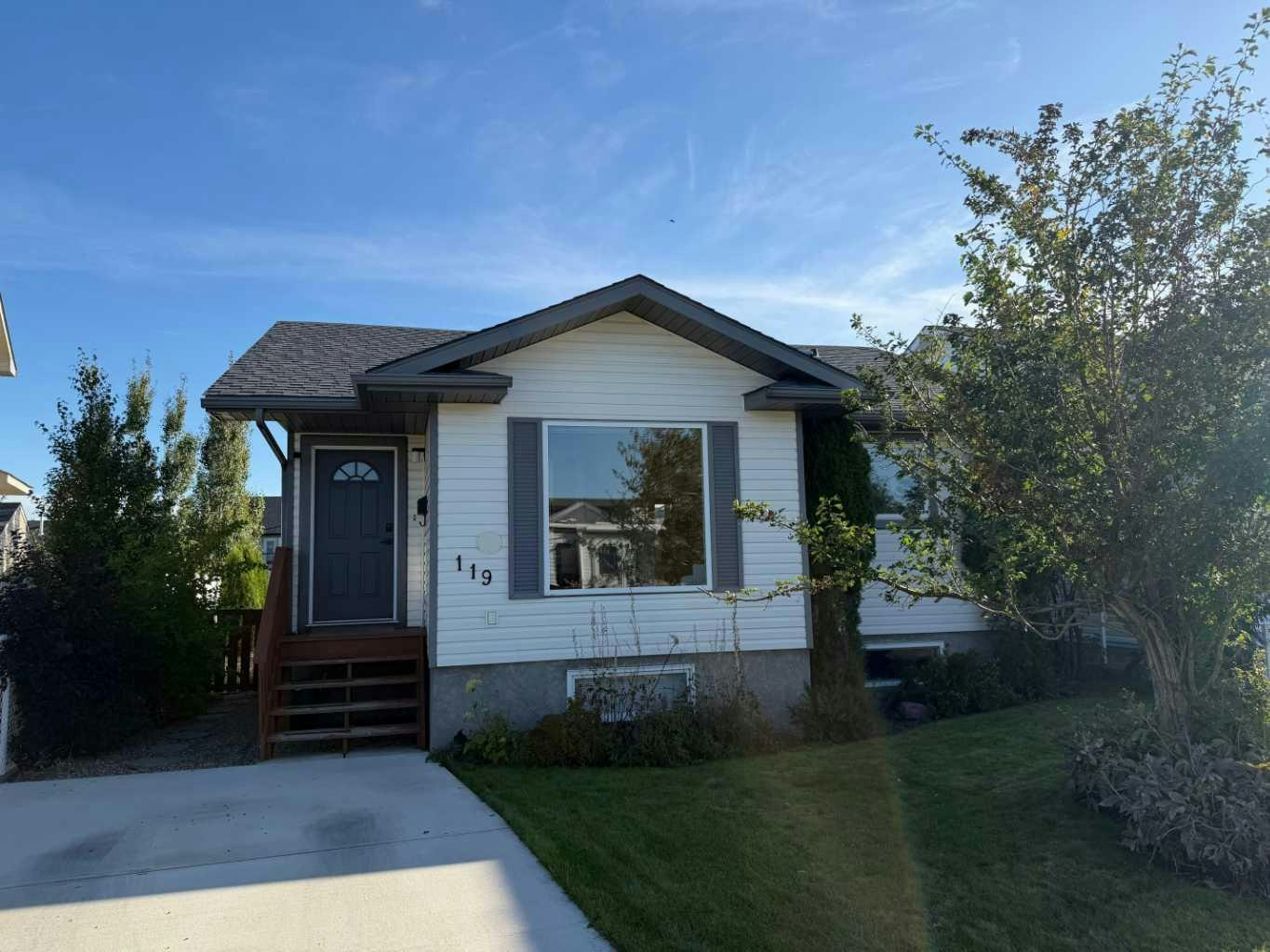 119 Hunt Crescent NE, Medicine Hat, AB, T1C 1Y4