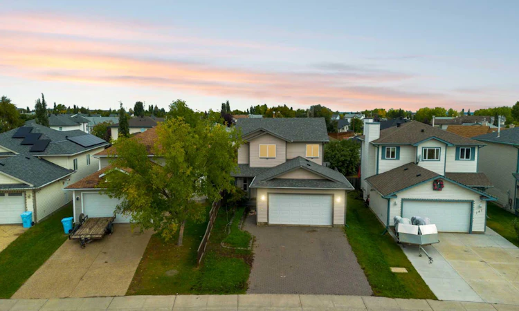 145 Brebeuf Crescent