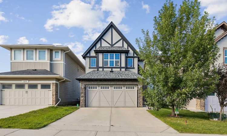 36 Sage Berry Link NW