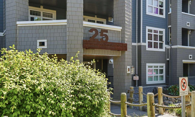 119-25 Auburn Meadows Avenue SE