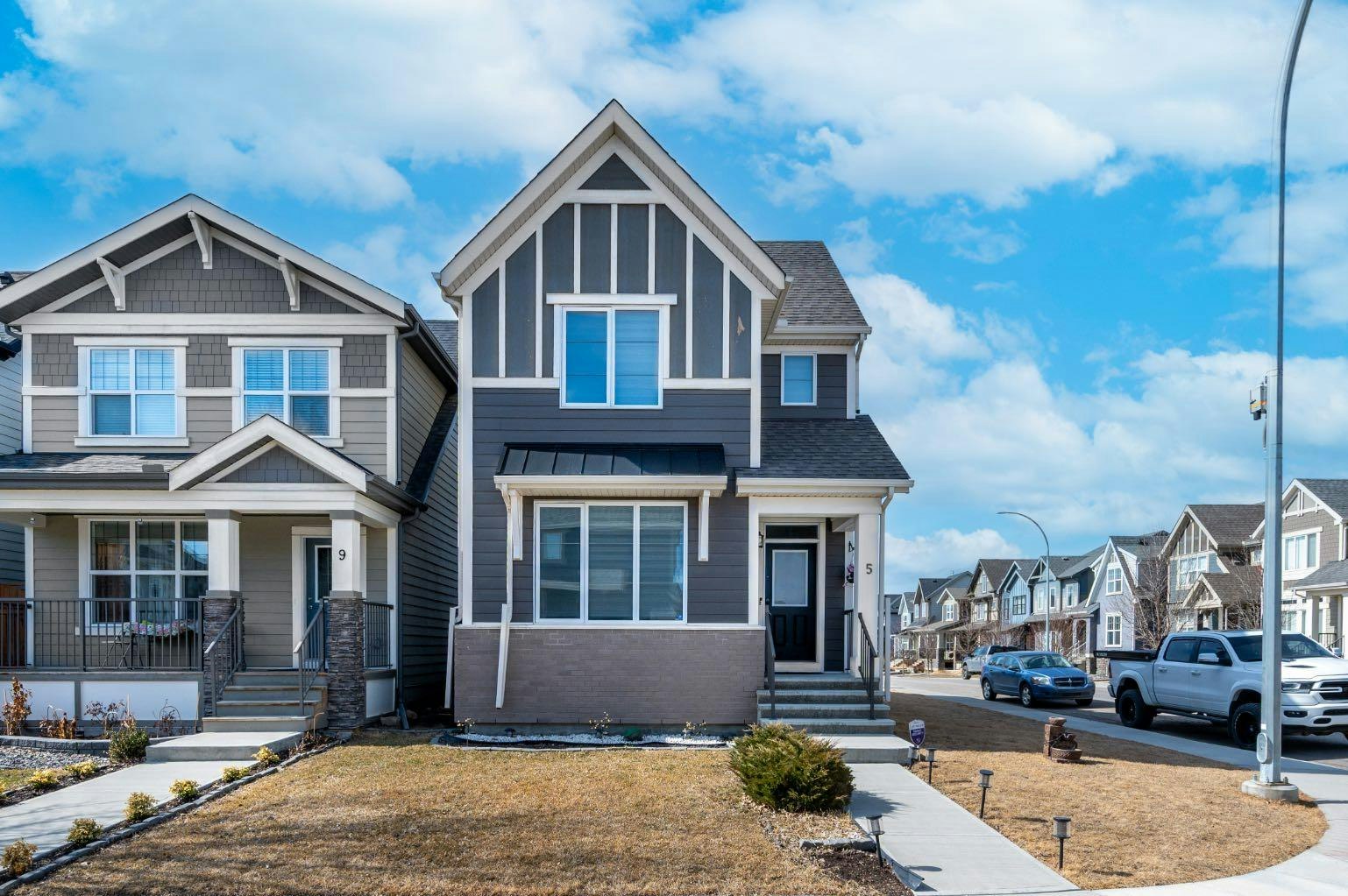 5 Masters Street SE, Calgary, AB, T3M 2R5