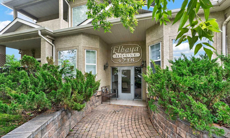103-4718 Stanley Road SW