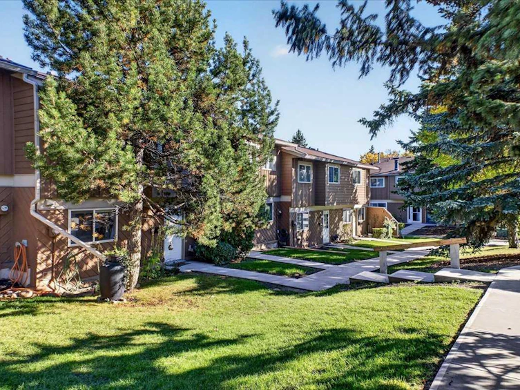 61-4940 39 Avenue SW, Calgary, AB, T3E 6M7 - 40