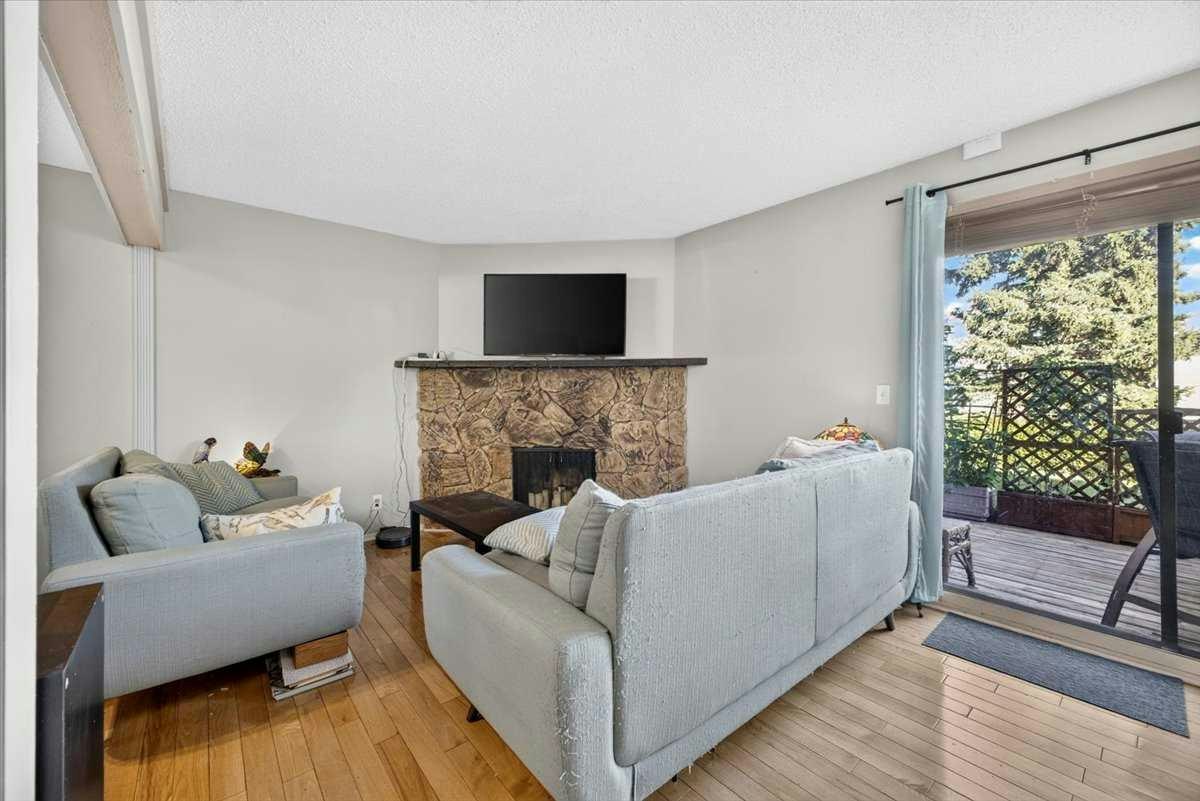 61-4940 39 Avenue SW - 4