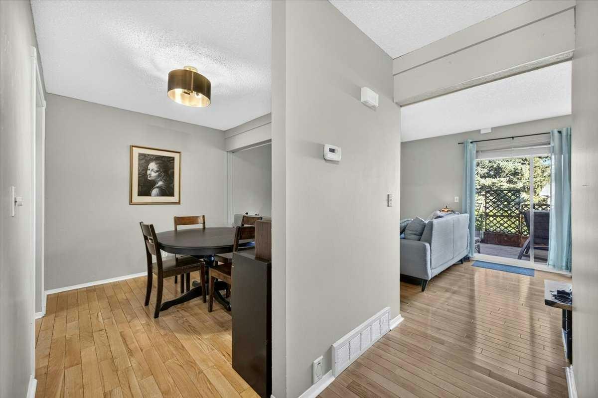 61-4940 39 Avenue SW - 3