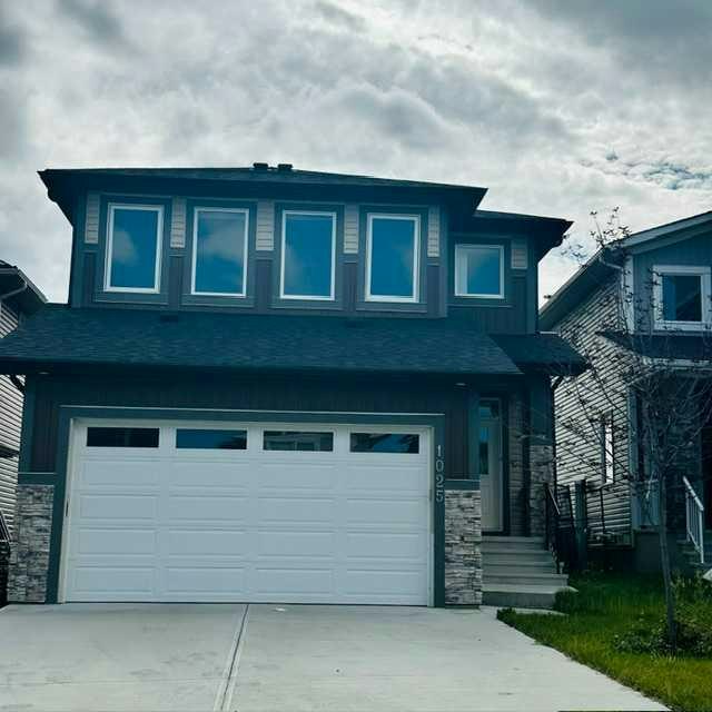 1025 Iron Landing Way, Crossfield, AB, T0M 0S0