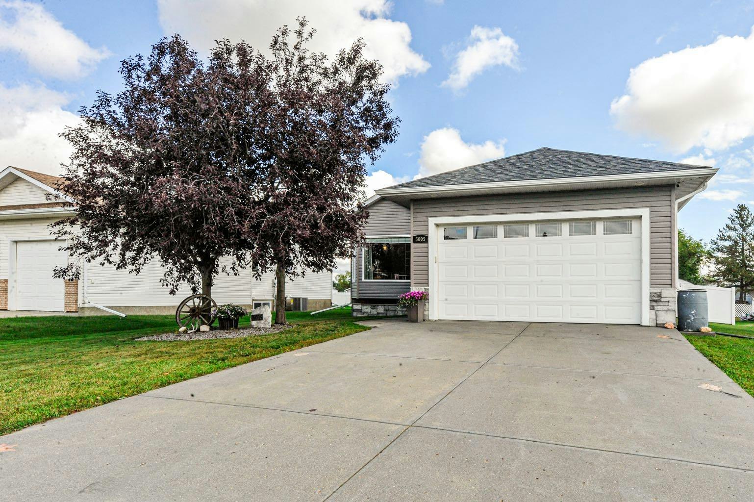 5005 58 Street, Daysland, AB, T0B 1A0