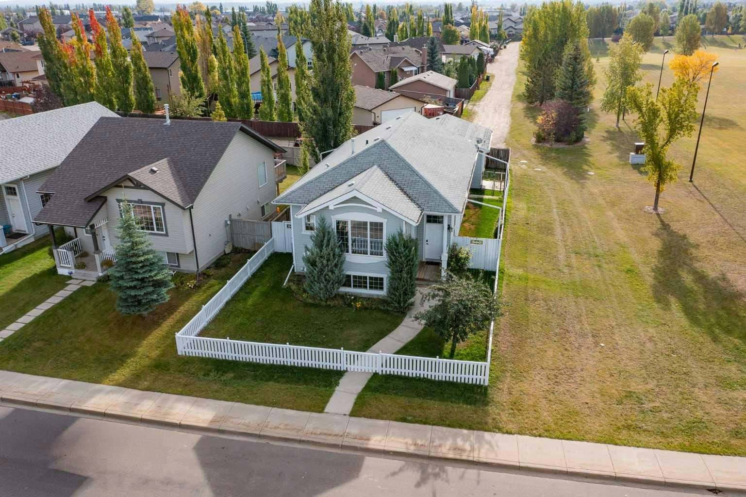 236 Kingston Drive, Red Deer, AB, T4P 0A7