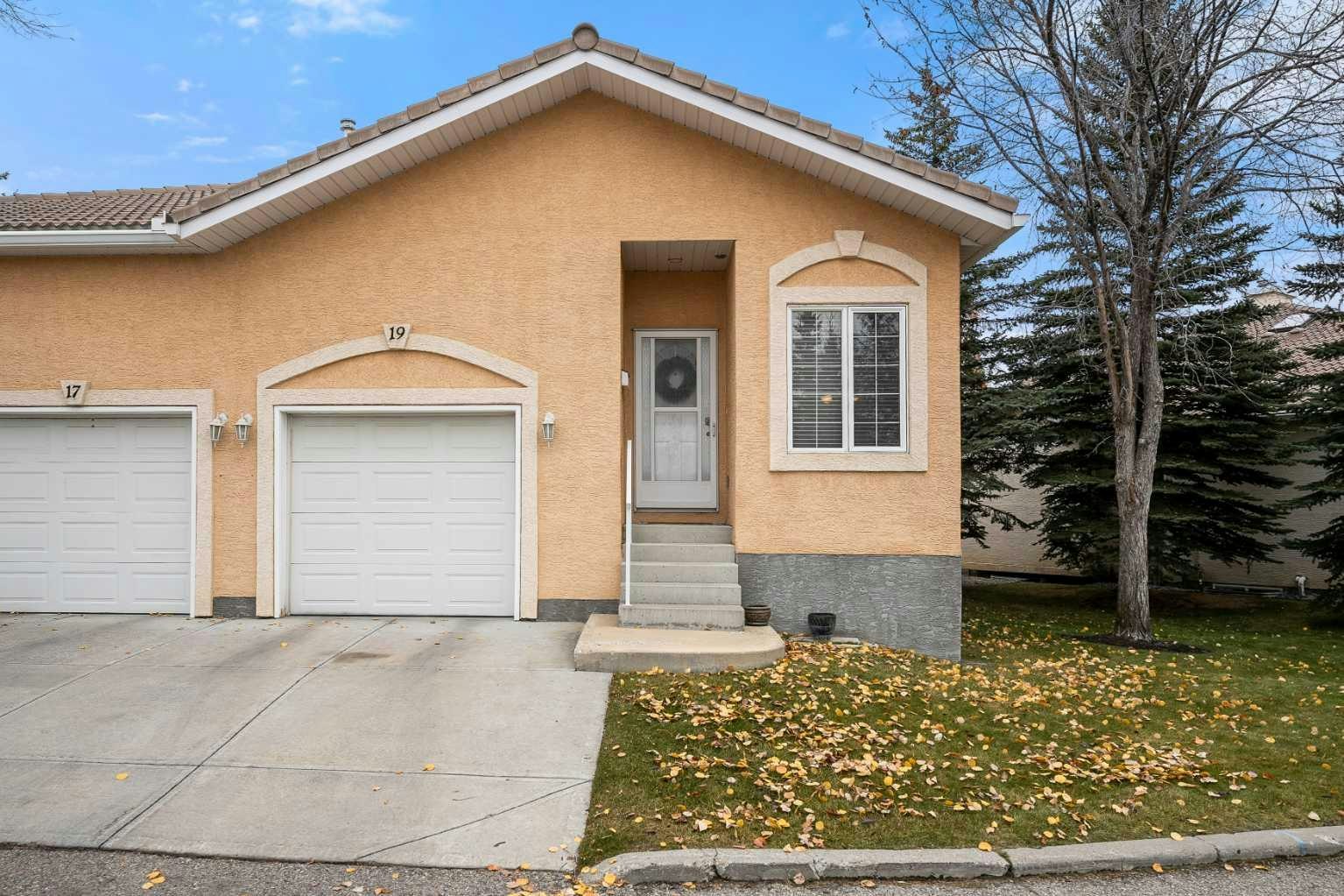 19 Scimitar Heath NW, Calgary, AB, T3L 2E1