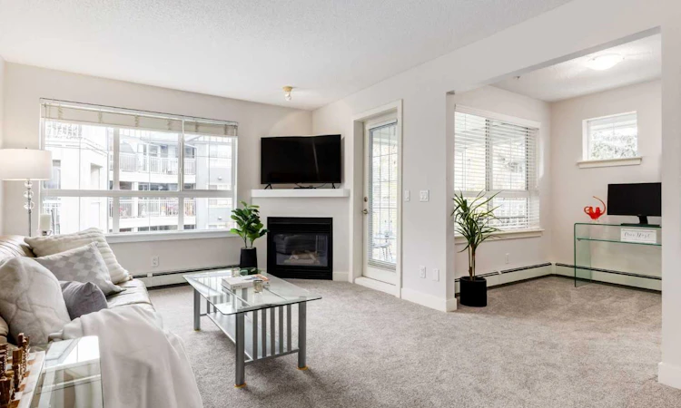 339-35 Richard Court SW
