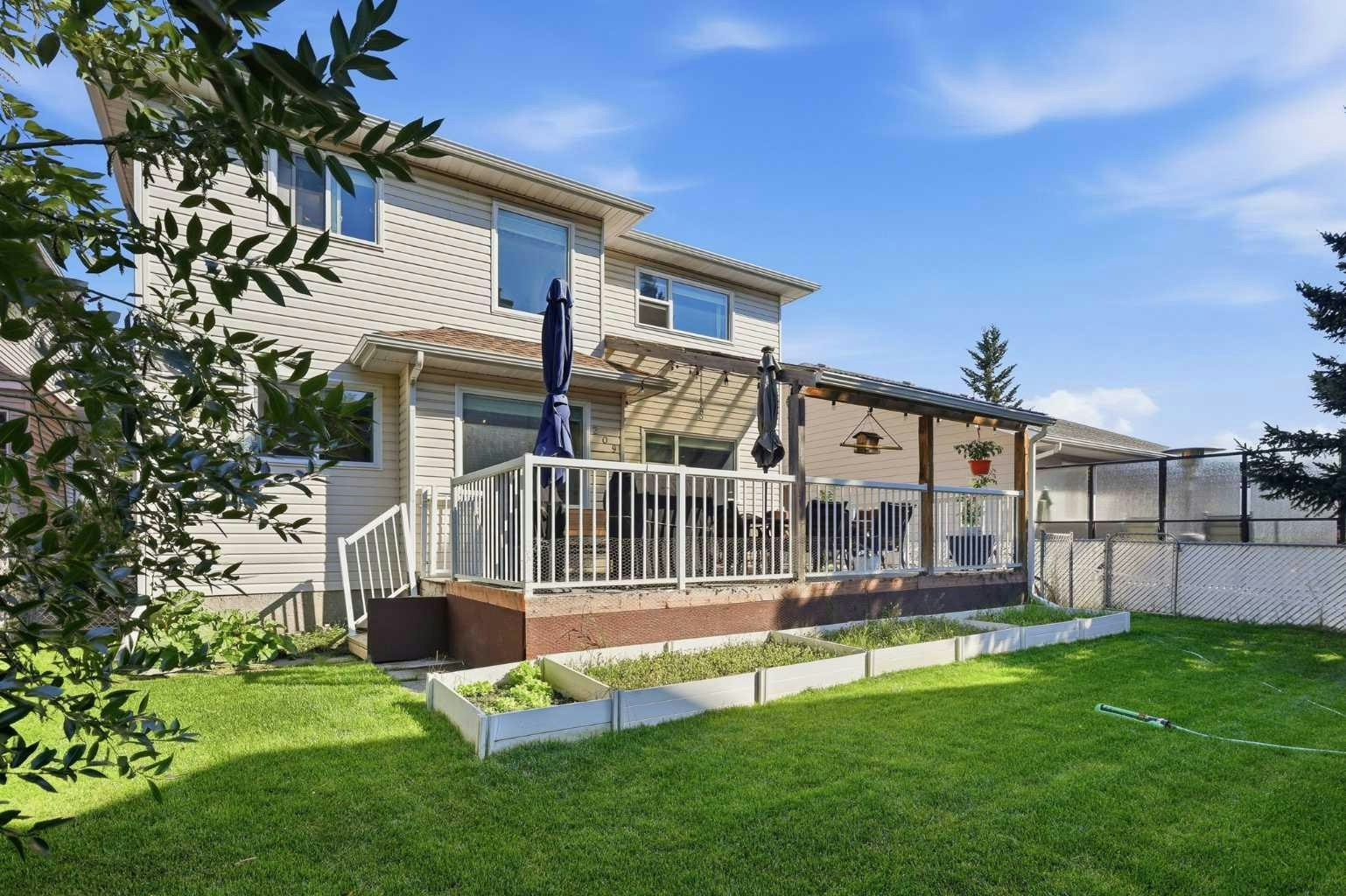 209 Schubert Place NW, Calgary, AB, T3L 1W6